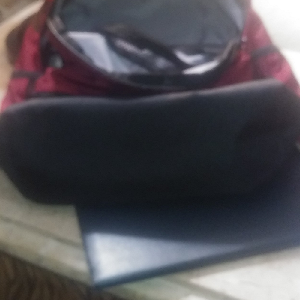 Backpack - Picture 7 of 8